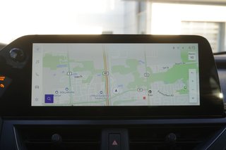 2024 Lexus UX 250h AWD LUXURY|WIRELESS|NAVI|MOONROOF|H/V FRONT SEATS in Ajax, Ontario at Lexus of Lakeridge - 4 - w320h240px