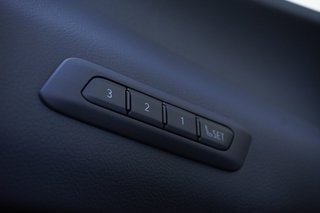 2025 Lexus UX 300h LUXURY|CARPLAY|MEMORY SEATS|BLINDSPOT|SUNROOF in Ajax, Ontario at Lexus of Lakeridge - 3 - w320h240px