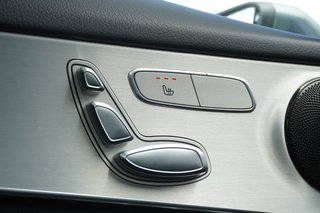 2018 Mercedes-Benz GLC300 4MATIC|PREMIUM PLUS|AMG EDITION|NAVI|PANORAMIC in Ajax, Ontario at Lexus of Lakeridge - 3 - w320h240px