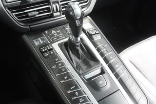2020 Porsche Macan |PANORAMIC|NAVI|CARPLAY|HEATED FRONT SEATS in Ajax, Ontario at Lexus of Lakeridge - 5 - w320h240px