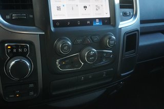 2022 Ram RAM 1500 Classic Crew Cab 4x4 (DS) SLT|ANDROID AUTO|BACK UP CAMERA|DUAL CLIMATE CTRL in Ajax, Ontario at Lexus of Lakeridge - 5 - w320h240px