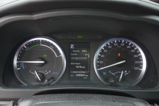 2019 Toyota Highlander XLE AWD|NAVI|MOONROOF|HYBRID|B/SPOT|HEATING SEATS in Ajax, Ontario at Lexus of Lakeridge - 2 - w320h240px