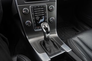 2015 Volvo V60 T6 AWD PREMIER PLUS|MOONROOF|HEATED FRONT SEATS in Ajax, Ontario at Lexus of Lakeridge - 6 - w320h240px