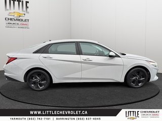 Hyundai Elantra  2022 à Yarmouth, Nouvelle-Écosse - 4 - w320h240px