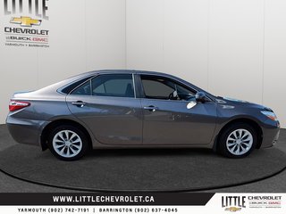 2017 Toyota Camry in Yarmouth, Nova Scotia - 6 - w320h240px