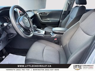 Toyota RAV4  2025 à Yarmouth, Nouvelle-Écosse - 6 - w320h240px