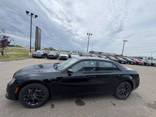 2022  300 Touring L in Lloydminster, Saskatchewan - 4 - w320h240px