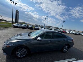 2024  Elantra Preferred in Lloydminster, Saskatchewan - 4 - w320h240px