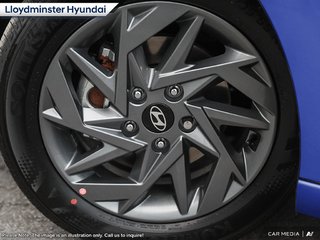 2025 Hyundai Elantra Preferred in Lloydminster, Saskatchewan - 6 - w320h240px