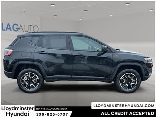 2024 Jeep Compass Trailhawk in Lloydminster, Saskatchewan - 4 - w320h240px