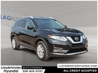 2020 Nissan Rogue SV in Lloydminster, Saskatchewan - 3 - w320h240px