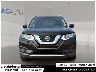 2020 Nissan Rogue SV in Lloydminster, Saskatchewan - 2 - w320h240px
