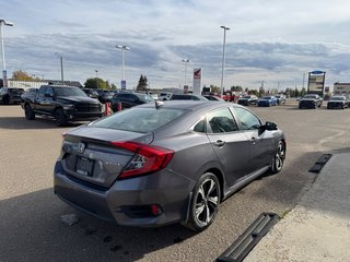 2016  Civic Sedan Touring in Lloydminster, Saskatchewan - 5 - w320h240px