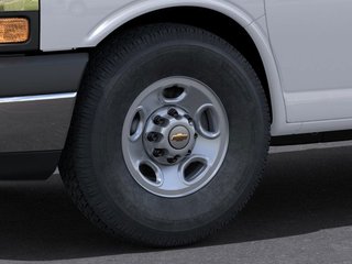2024 Chevrolet Express Cargo 2500 in Saint-Hyacinthe, Quebec - 9 - w320h240px