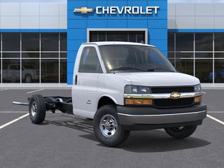 2025 Chevrolet EXPRESS CUTAWAY 3500 in Saint-Hyacinthe, Quebec - 7 - w320h240px
