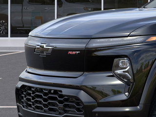 2025 Chevrolet Silverado EV in Saint-Hyacinthe, Quebec - 13 - w320h240px