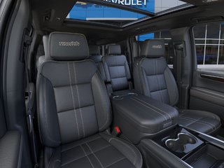 Chevrolet Suburban  2025 à Saint-Hyacinthe, Québec - 16 - w320h240px