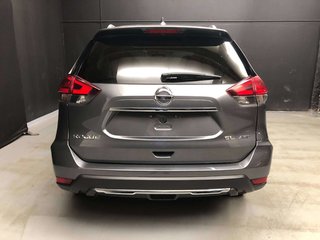 2017 Nissan Rogue SV AWD - Selling AS IS, AS TRADED...