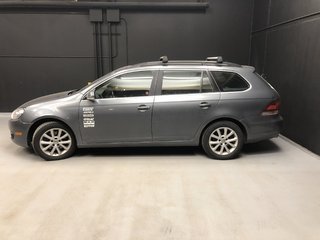 2014 Volkswagen Golf Wagon Comfortline > Selling AS IS, AS TRADED  Diesel