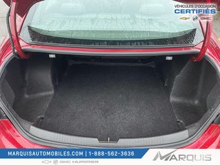 Chevrolet Malibu  2018 à Matane, Québec - 4 - w320h240px