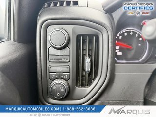 Chevrolet Silverado 1500  2023 à Matane, Québec - 6 - w320h240px
