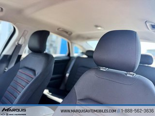 2015 Ford Fusion in Matane, Quebec - 4 - w320h240px