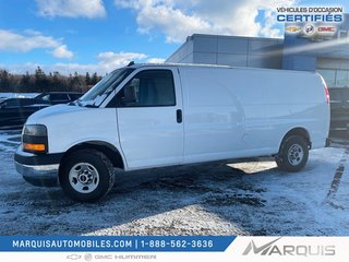 GMC Savana Cargo Van  2021 à Matane, Québec - 2 - w320h240px