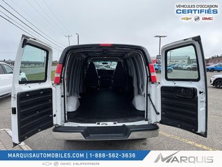 GMC Savana Cargo Van  2021 à Matane, Québec - 5 - w320h240px