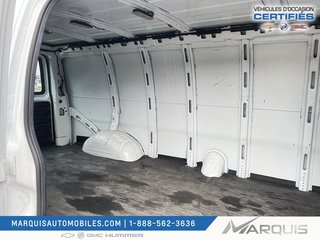 GMC Savana Cargo Van  2022 à Matane, Québec - 5 - w320h240px
