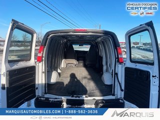 GMC Savana Cargo Van  2022 à Matane, Québec - 5 - w320h240px