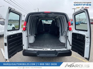 GMC Savana Cargo Van  2022 à Matane, Québec - 4 - w320h240px