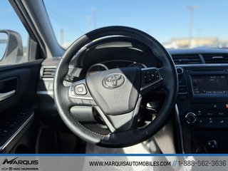 2015 Toyota Camry in Matane, Quebec - 6 - w320h240px