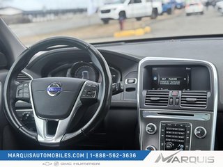 Volvo XC60  2016 à Matane, Québec - 6 - w320h240px