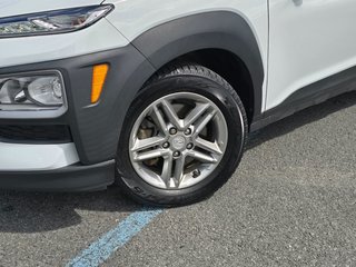 2021 Hyundai Kona Essential AWD CAMERA in Boucherville, Quebec - 4 - w320h240px