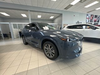 2024 Mazda CX-5 Signature in Boucherville, Quebec - 5 - w320h240px