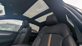 2026 Mazda CX-70 PHEV GT in Boucherville, Quebec - 4 - w320h240px