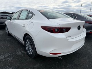 Mazda Mazda3 GX 2025 à Boucherville, Québec - 2 - w320h240px