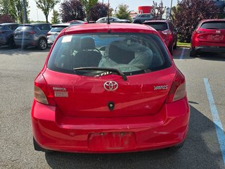 2007 Toyota Yaris LE / PNEUS HIVER INCLUS in Boucherville, Quebec - 4 - w320h240px