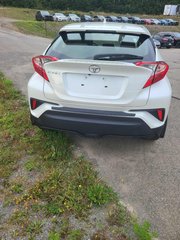 Toyota C-HR FWD LE 2021