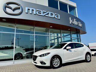 2015  Mazda3 GS