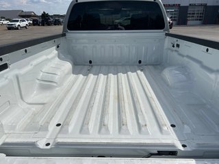 2022 Nissan Frontier in Taber, Alberta - 4 - w320h240px