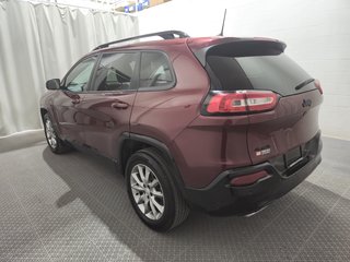 2018 Jeep Cherokee North Special Edition Navigation V6 in Terrebonne, Quebec - 5 - w320h240px