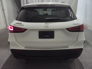 Mercedes-Benz GLA GLA 250 4MATIC Toit Ouvrant Cuir 2023 à Terrebonne, Québec - 6 - w320h240px