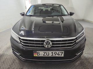 2018 Volkswagen Passat Comfortline Cuir Toit Bas Kilométrage in Terrebonne, Quebec - 2 - w320h240px