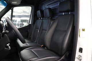 2023 Mercedes-Benz Sprinter 2500 Cargo 144 Low Roof (Std)