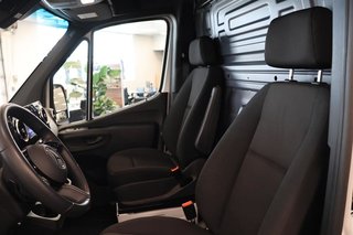 2025 Mercedes-Benz Sprinter Cargo Van 2500 Standard Roof I4 Diesel 144