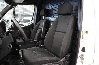 2019 Mercedes-Benz Sprinter V6 2500 Cargo 144