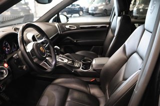2017 Porsche Cayenne Platinum Edition