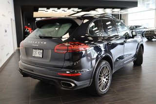 2017 Porsche Cayenne Platinum Edition