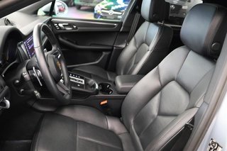 2022 Porsche Macan